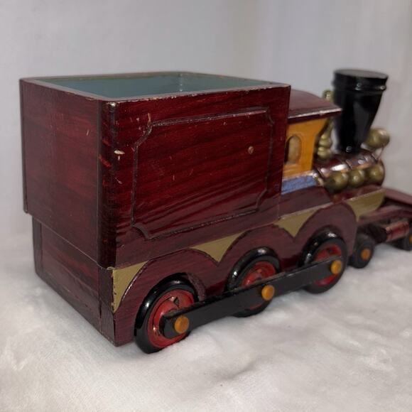 Wooden Train Centerpiece PBC International Locomotive Candy Or Pencil Holder - Picture 9 of 13